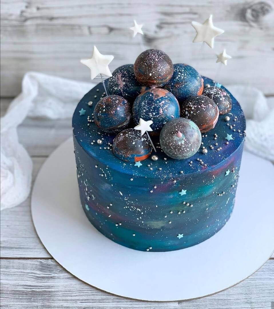 Торт "Звездная система"