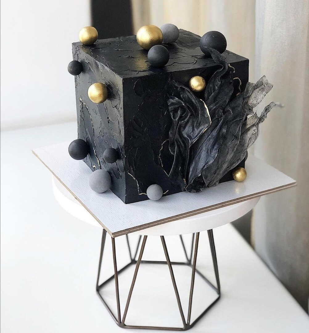 Торт "Черная геометрия"