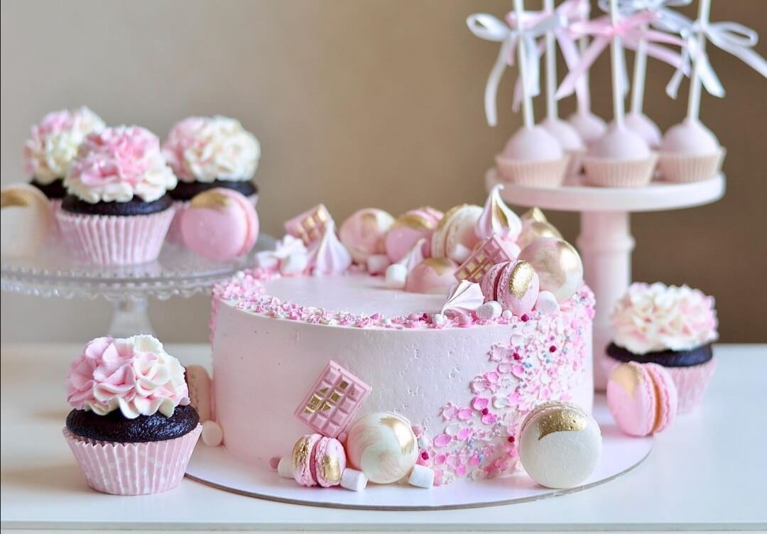 Торт "Розовый набор"